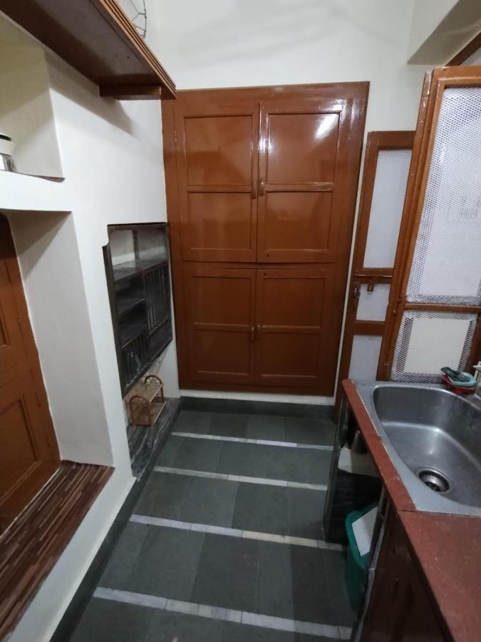 Heritage Homestay@old Near Ganges