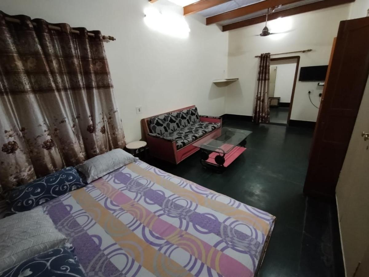 Heritage Homestay@old Near Ganges Varanasi