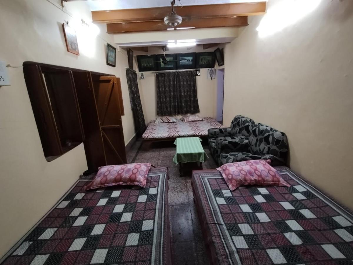 Heritage Homestay@old Near Ganges